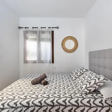 Apartment Cancelas I *